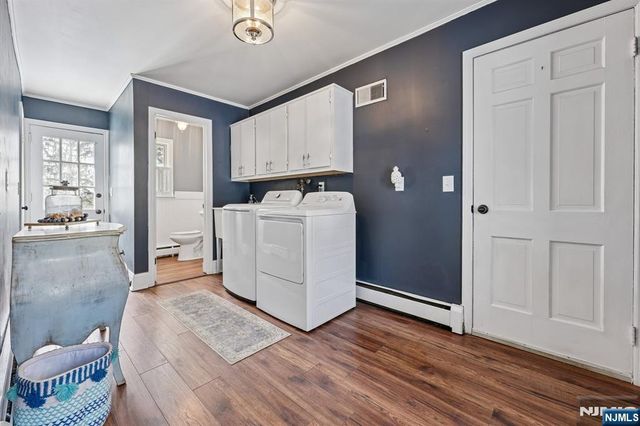 910 Huron Road, Franklin Lakes, NJ 07417