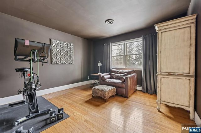 910 Huron Road, Franklin Lakes, NJ 07417