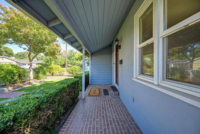606 Reading St, Folsom, CA 95630