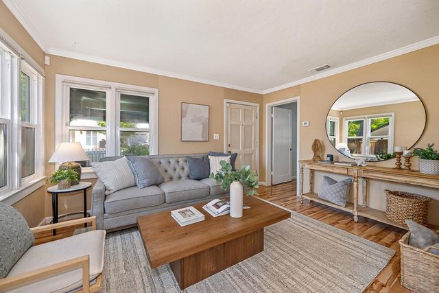 606 Reading St, Folsom, CA 95630