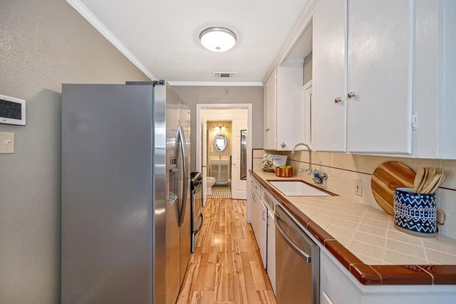 606 Reading St, Folsom, CA 95630