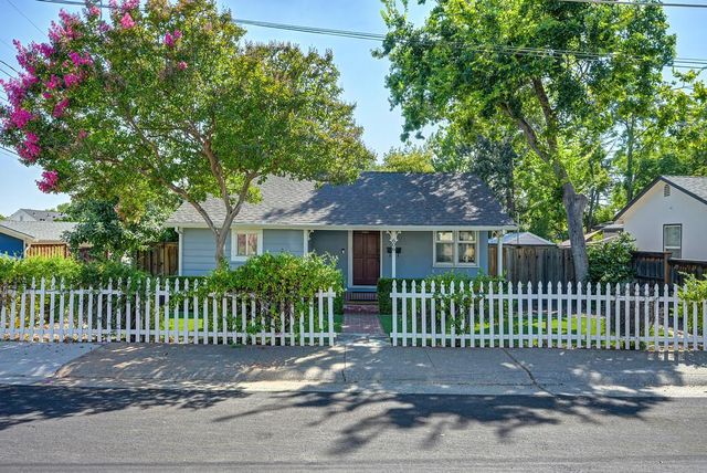 606 Reading St, Folsom, CA 95630