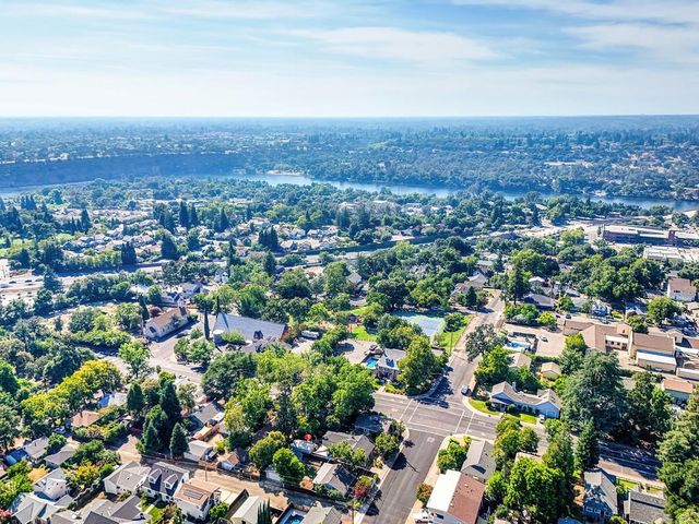 606 Reading St, Folsom, CA 95630