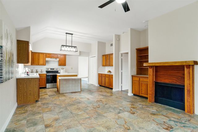 3312 Kelley Drive, Grand Prairie, TX 75052