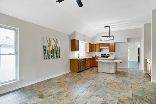 3312 Kelley Drive, Grand Prairie, TX 75052