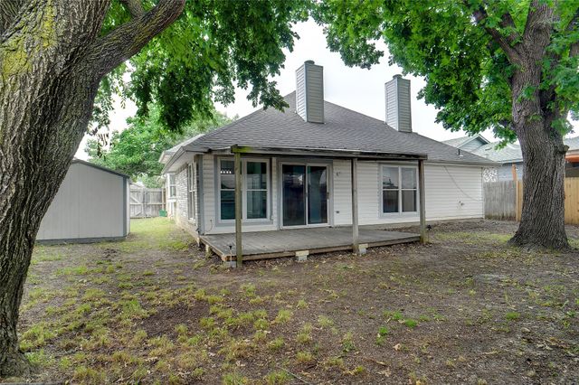 3312 Kelley Drive, Grand Prairie, TX 75052