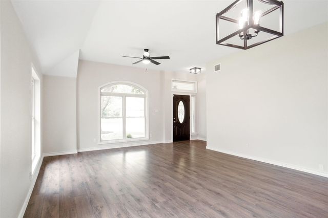 3312 Kelley Drive, Grand Prairie, TX 75052