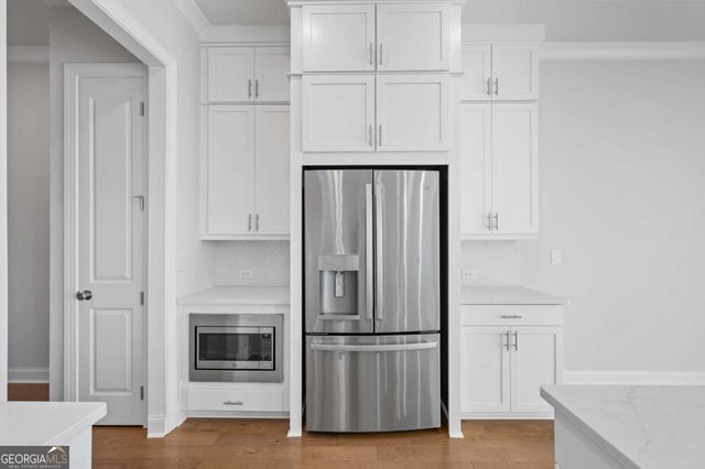 637 Skytop Drive, Cumming, GA 30040