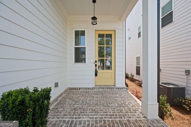 637 Skytop Drive, Cumming, GA 30040