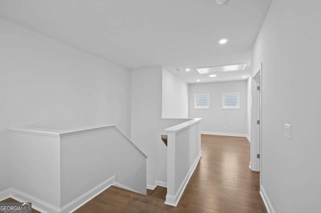 637 Skytop Drive, Cumming, GA 30040