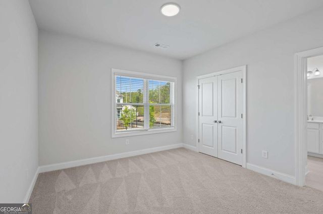 637 Skytop Drive, Cumming, GA 30040