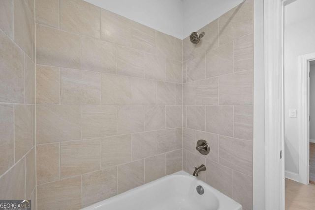 637 Skytop Drive, Cumming, GA 30040