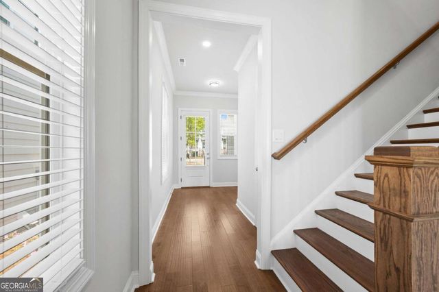 637 Skytop Drive, Cumming, GA 30040