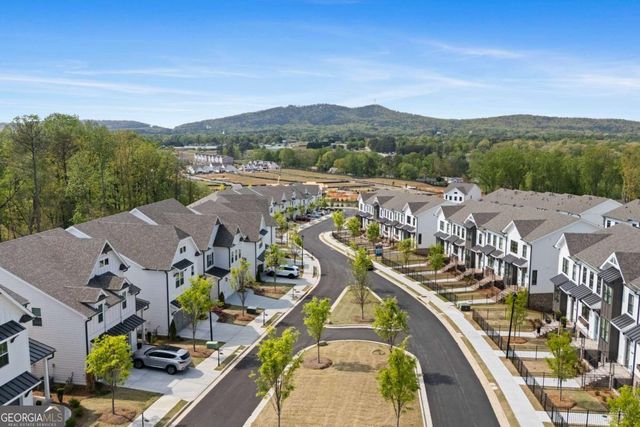 637 Skytop Drive, Cumming, GA 30040