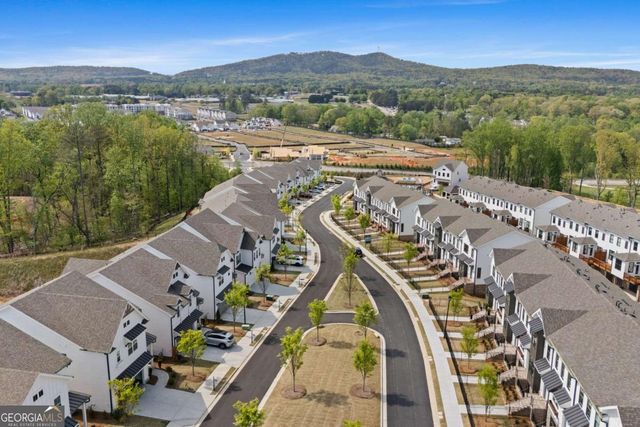 637 Skytop Drive, Cumming, GA 30040