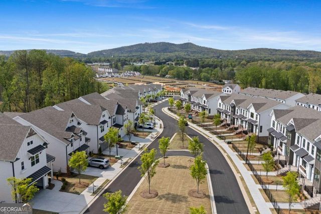 637 Skytop Drive, Cumming, GA 30040