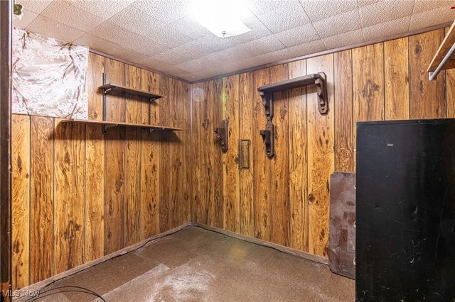 34152 Oak Knoll Street, Eastlake, OH 44095