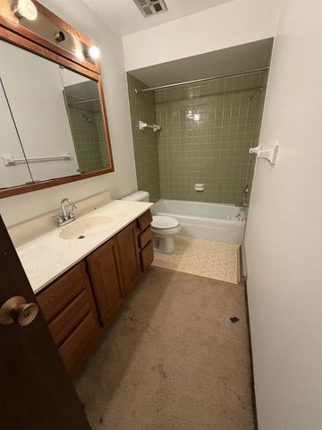 6514 Offshore Drive, Madison, WI 53705