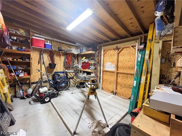 2781 Indianwood DR, North Fort Myers, FL 33917