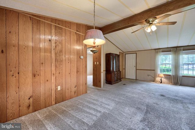 109 MAPLE AVE, Manheim, PA 17545