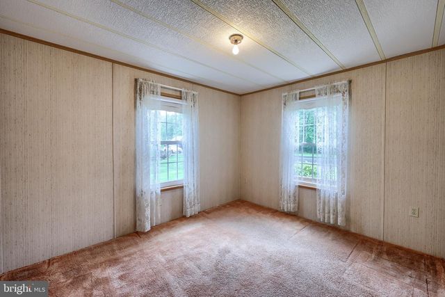 109 MAPLE AVE, Manheim, PA 17545