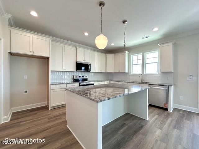 753 Aria Lane, Hubert, NC 28539