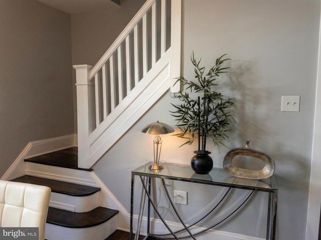 330 BEECHWOOD AVE, Ewing, NJ 08618