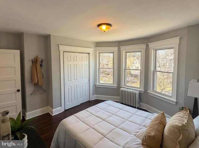 330 BEECHWOOD AVE, Ewing, NJ 08618