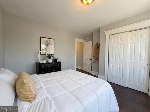 330 BEECHWOOD AVE, Ewing, NJ 08618