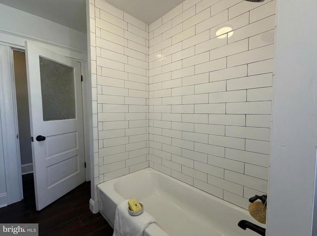 330 BEECHWOOD AVE, Ewing, NJ 08618