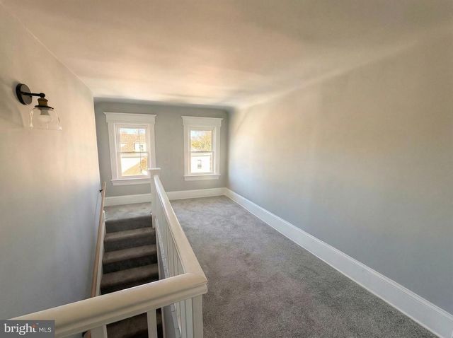 330 BEECHWOOD AVE, Ewing, NJ 08618