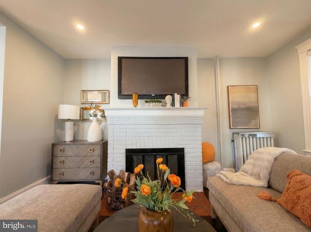 330 BEECHWOOD AVE, Ewing, NJ 08618