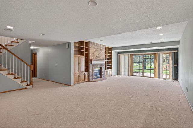 3532 Rae Lane, Woodbury, MN 55125