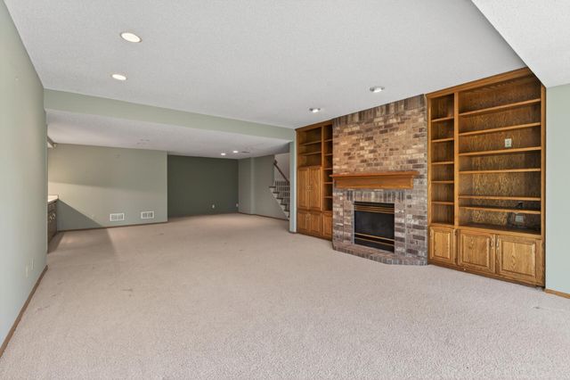 3532 Rae Lane, Woodbury, MN 55125