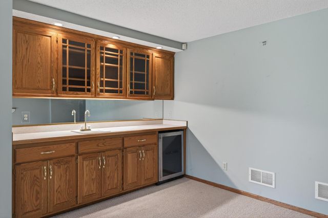 3532 Rae Lane, Woodbury, MN 55125