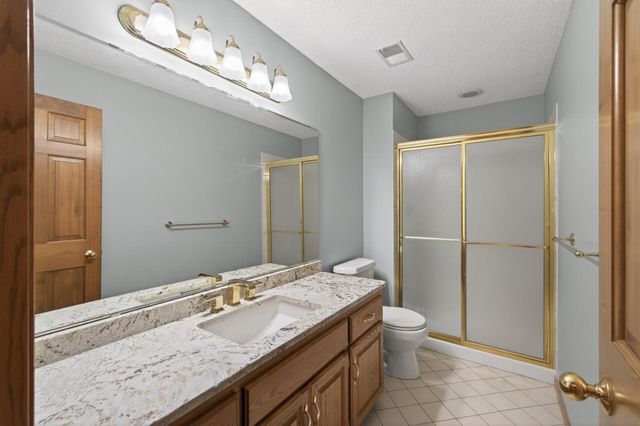 3532 Rae Lane, Woodbury, MN 55125