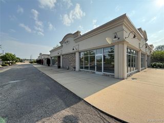 1537 E Pierson Road, Flushing, MI 48433