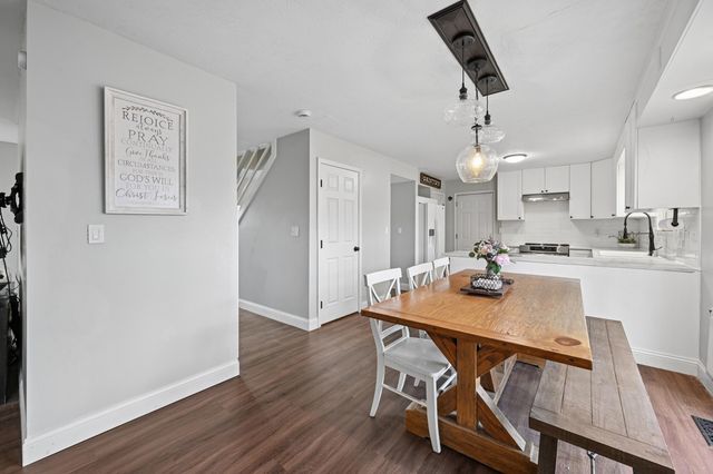 2930 Spring Cove Way, Burlington, KY 41005