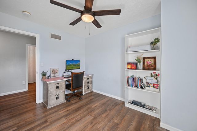 2930 Spring Cove Way, Burlington, KY 41005