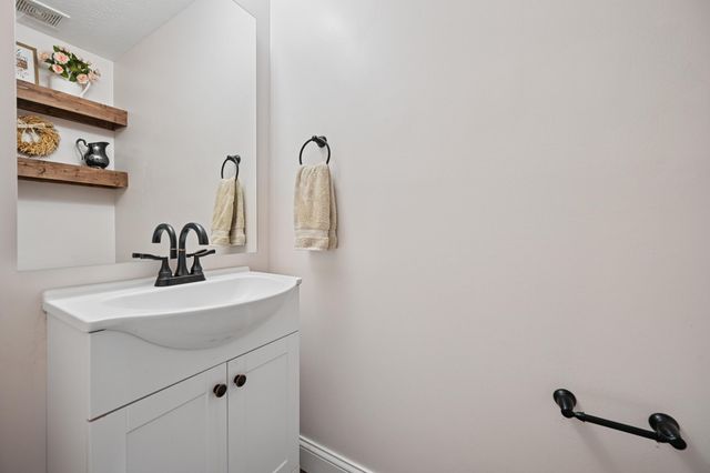 2930 Spring Cove Way, Burlington, KY 41005