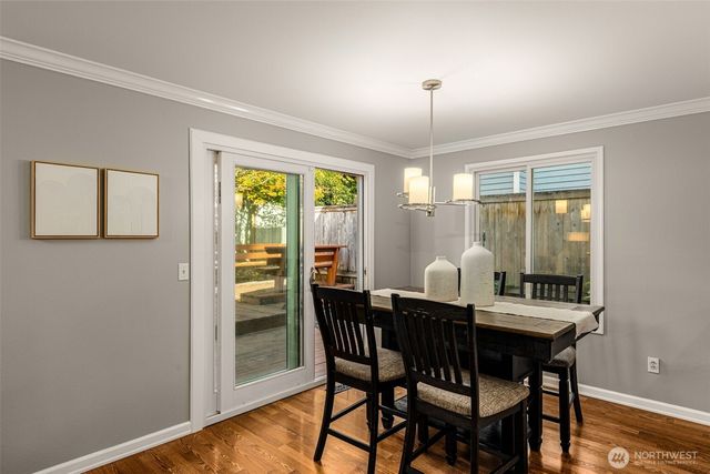 24230 SE 44th Street, Sammamish, WA 98029