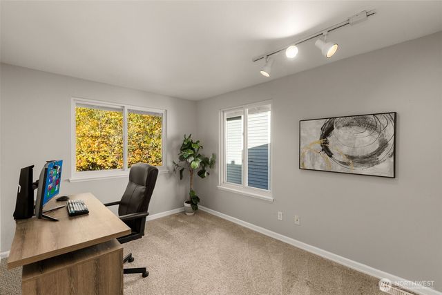 24230 SE 44th Street, Sammamish, WA 98029