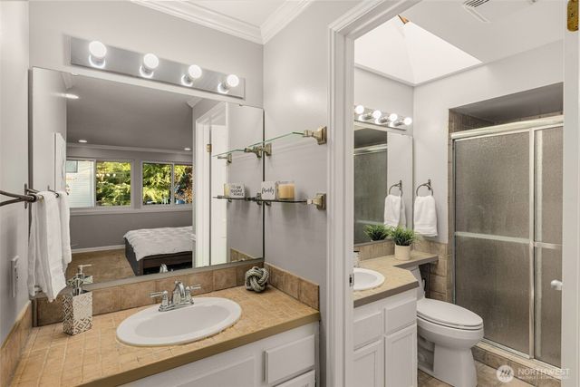 24230 SE 44th Street, Sammamish, WA 98029