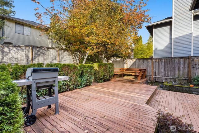 24230 SE 44th Street, Sammamish, WA 98029