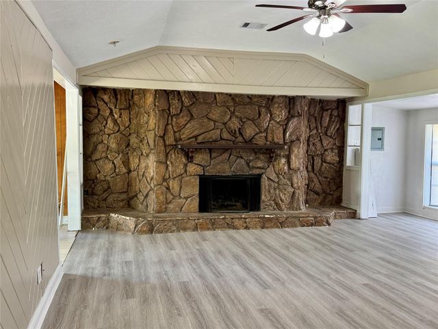 827 Becker Street, Channelview, TX 77530