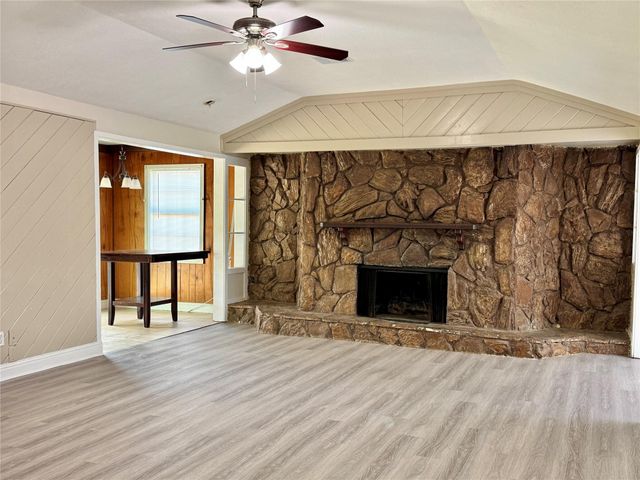 827 Becker Street, Channelview, TX 77530