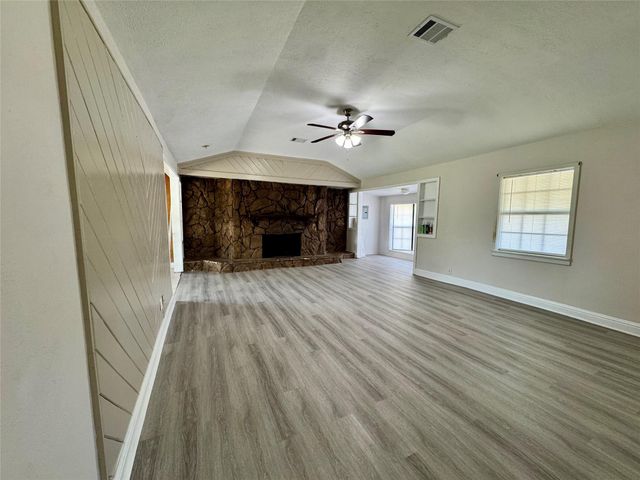 827 Becker Street, Channelview, TX 77530