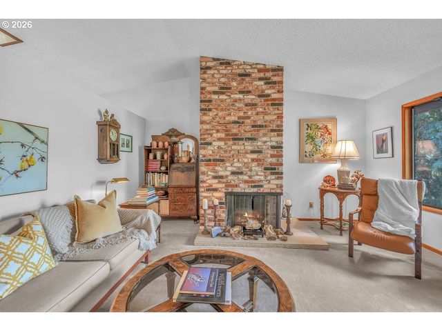 9200 Sw ELROSE Ct, Portland, OR 97224