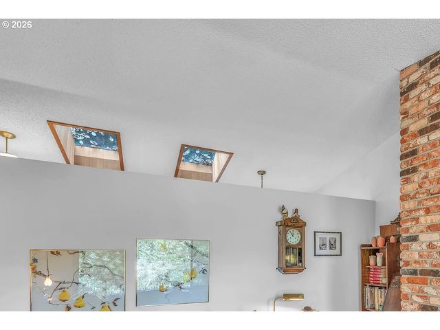 9200 Sw ELROSE Ct, Portland, OR 97224