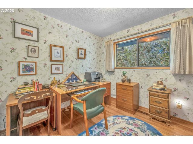 9200 Sw ELROSE Ct, Portland, OR 97224